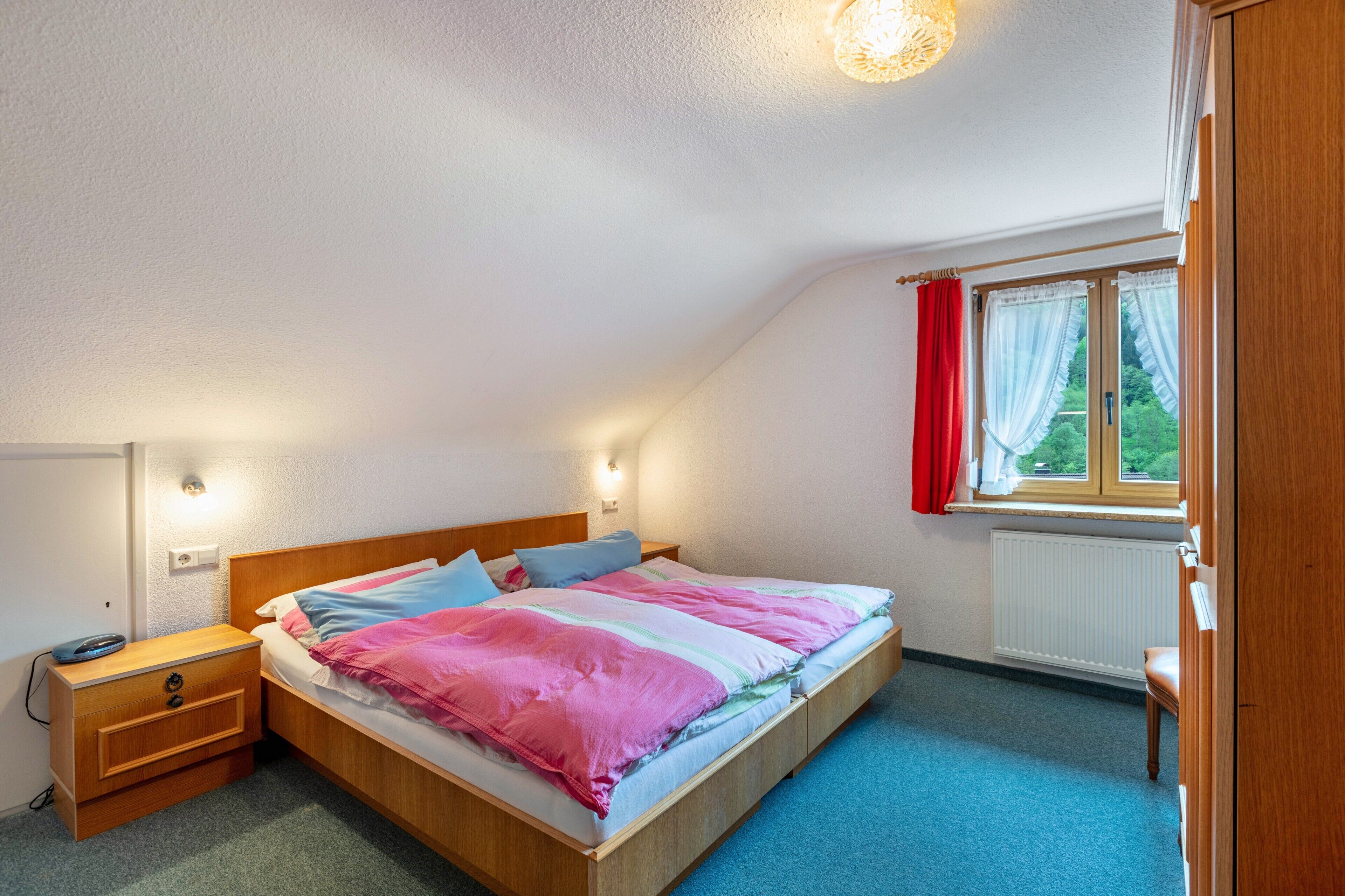 2 habitaciones, wifi gratis y ropa de cama 