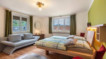 2 habitaciones, wifi gratis y ropa de cama