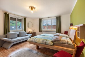 2 bedrooms, free WiFi, bed sheets