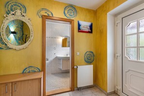 Douche, serviettes fournies