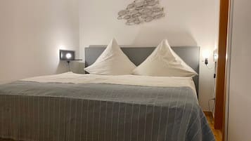 2 makuuhuonetta, vuodevaatteet