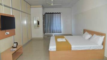 Deluxe Double Room | Free WiFi