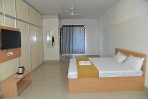Deluxe Double Room | Free WiFi - Fresh up Rajamudry (Rajahmundry)