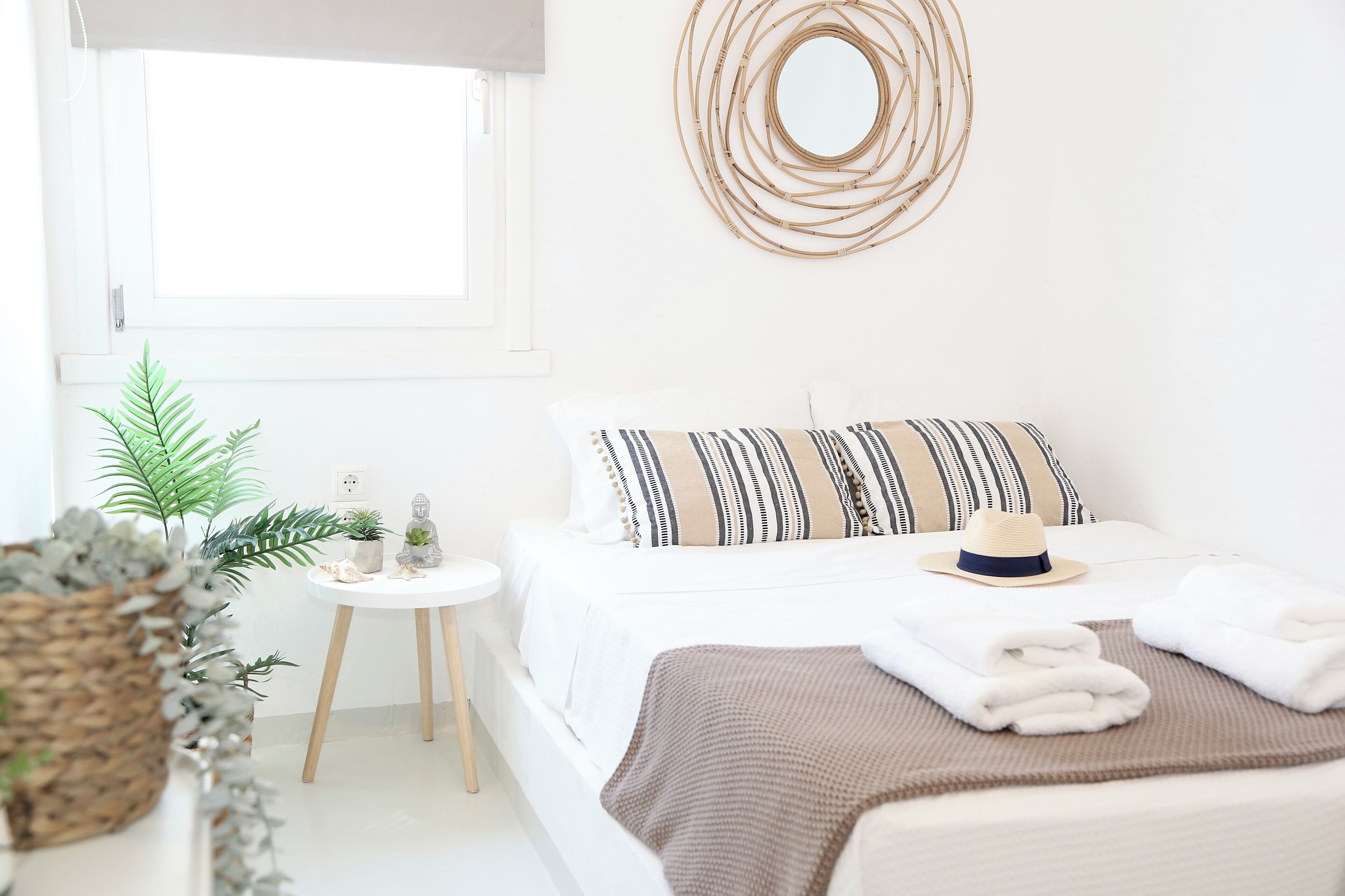 1 habitación, tabla de planchar con plancha, wifi gratis y ropa de cama 