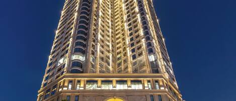 المنشأة من الخارج