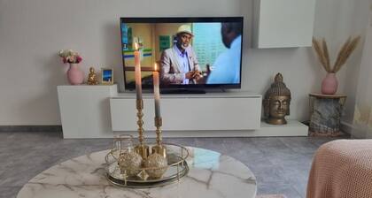 Zentral gelegene 2-ZKB-Wohnung Koblenzer Vorstadt