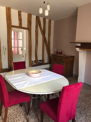 Le Rameau 4 room ground floor apartment Sainte Ménéhould town center Marne