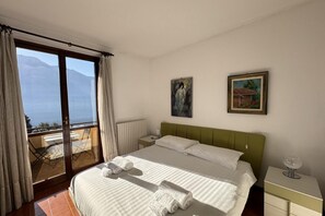 3 Schlafzimmer, Bügeleisen/Bügelbrett, WLAN, Bettwäsche