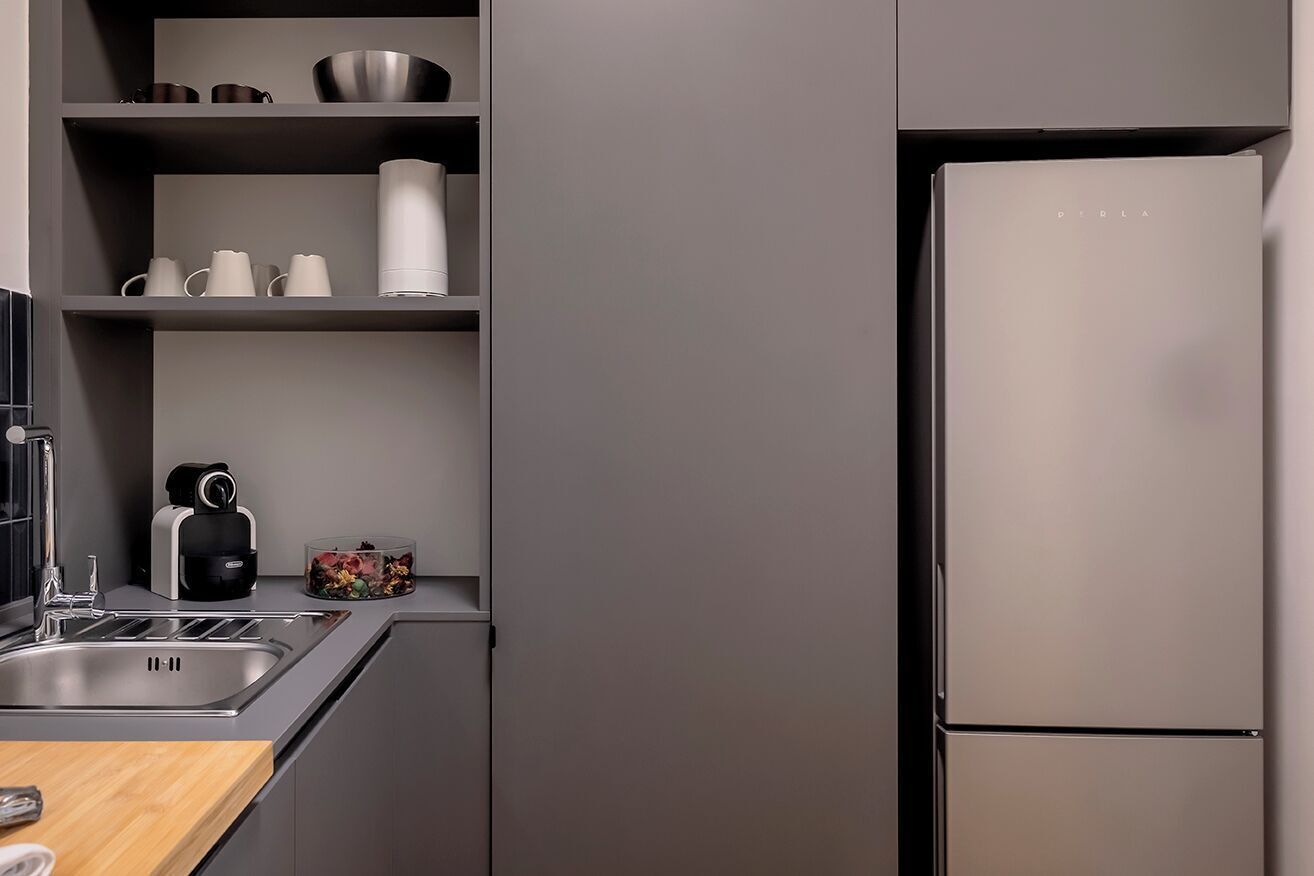 Macchina per tè/caffè, frigorifero, microonde, forno
