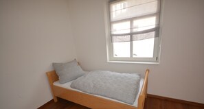 2 chambres, lit de bébé portatif, accès au Wi-Fi (inclus)