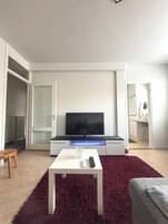 Huoneisto, 1 makuuhuone, esteetön, sauna | Olohuone