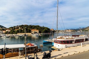 Quarto casal luxo, vista para o mar | Cofres nos quartos, Wi-Fi de cortesia