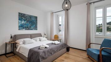 Doppia Deluxe, vista mare | Una cassaforte in camera, Wi-Fi gratuito