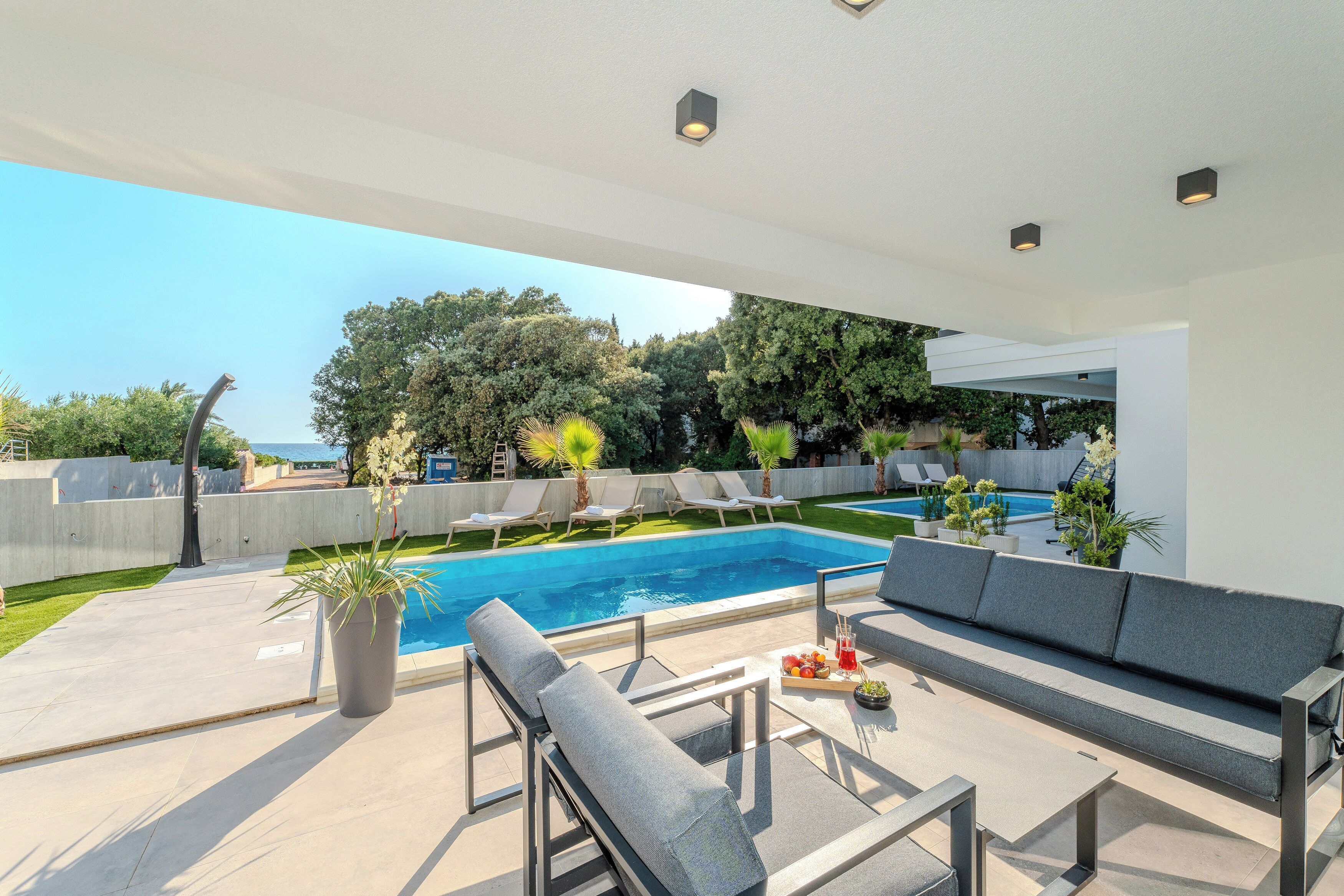 Departamento de lujo, 2 habitaciones, alberca privada, planta baja | Vista desde la habitación