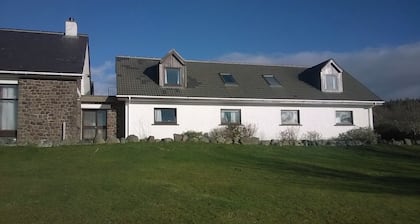 Cozy Aultbea Apartment With Sea View