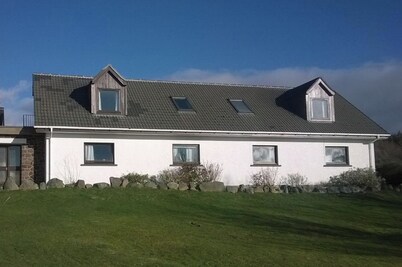 1-bed Apartment With Sea View Sleeps 3