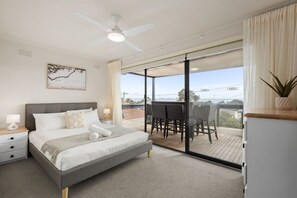 3 bedrooms, free WiFi, bed sheets