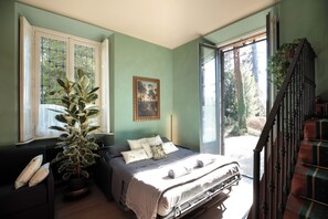 2 chambres, fer et planche à repasser, Wi-Fi, draps fournis