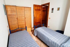 2 bedrooms, iron/ironing board