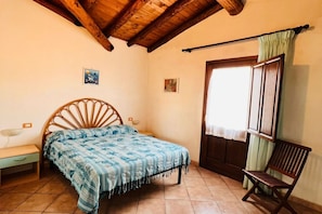 2 bedrooms, iron/ironing board