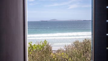 House, 3 Bedrooms, Smoking, Ocean View | Beach