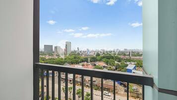 Apartamento, 1 quarto, vista para a cidade | Vista da sacada