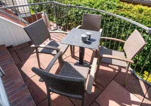 Outdoor dining - Holiday Home for 4 People in Norddeich (Norden)
