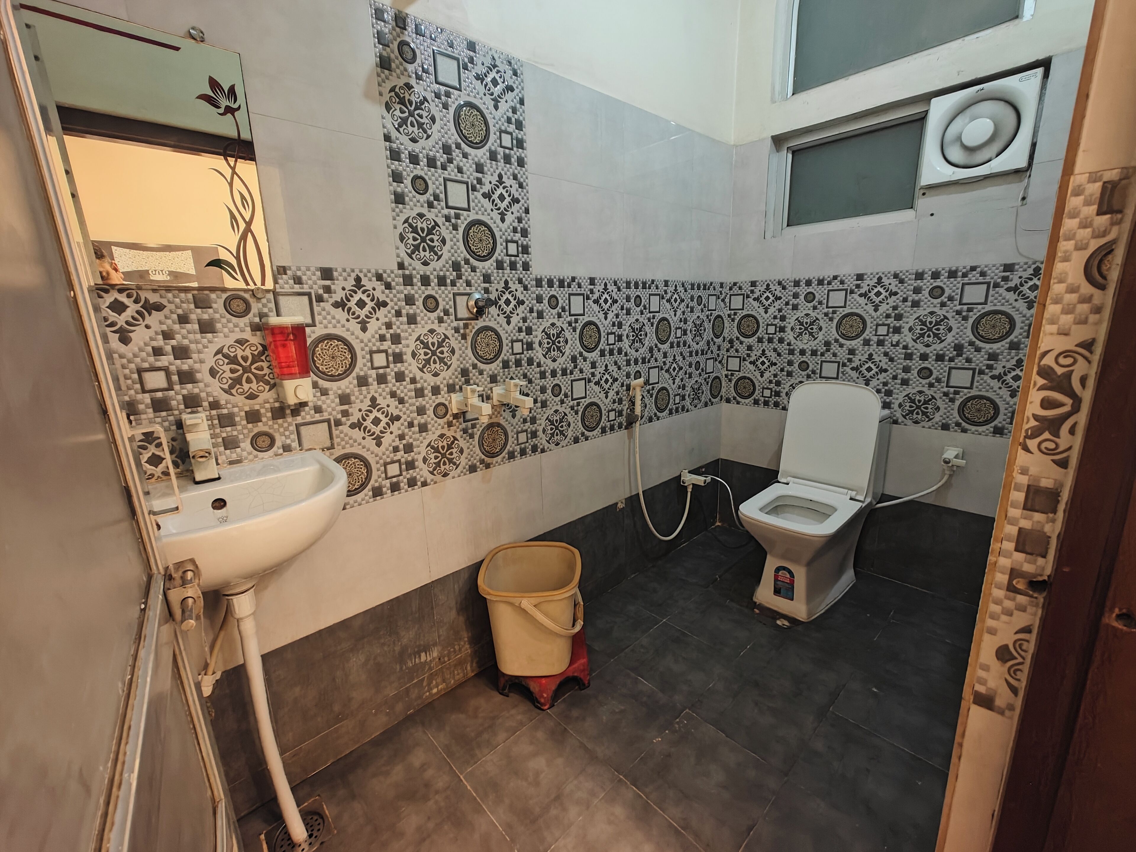 Habitación estándar, Aire acondicionado | Baño | Toallas
