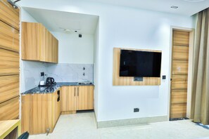 Studio Apartment | Eget tekjøkken | Kaffetrakter/tekoker og vannkoker