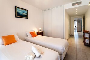 2 habitaciones, tabla de planchar con plancha y wifi gratis