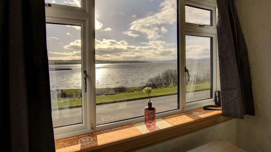 Kavija Invergordon in Invergordon