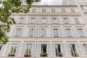 Exterior - New and quiet 1 Bdr Flat in the Heart of Paris 12 (Paris)