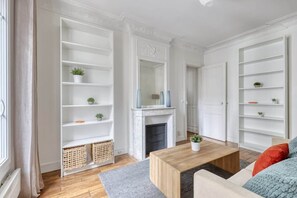 Living area - Lovely & authentic Flat - Parc des Expos -Paris 15 (Paris)