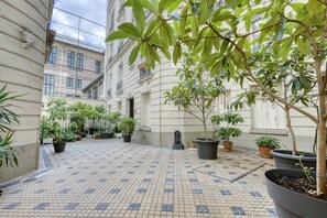 Property grounds - Lovely & quiet 1 Bdr Flat at the Luxury 16th Paris (Paris)