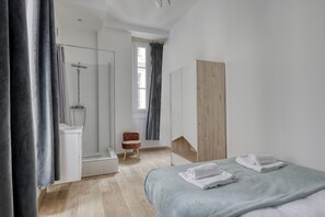 1 bedroom, iron/ironing board, travel crib, WiFi