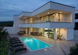 Outdoor pool - Villa I Residence (Punat)