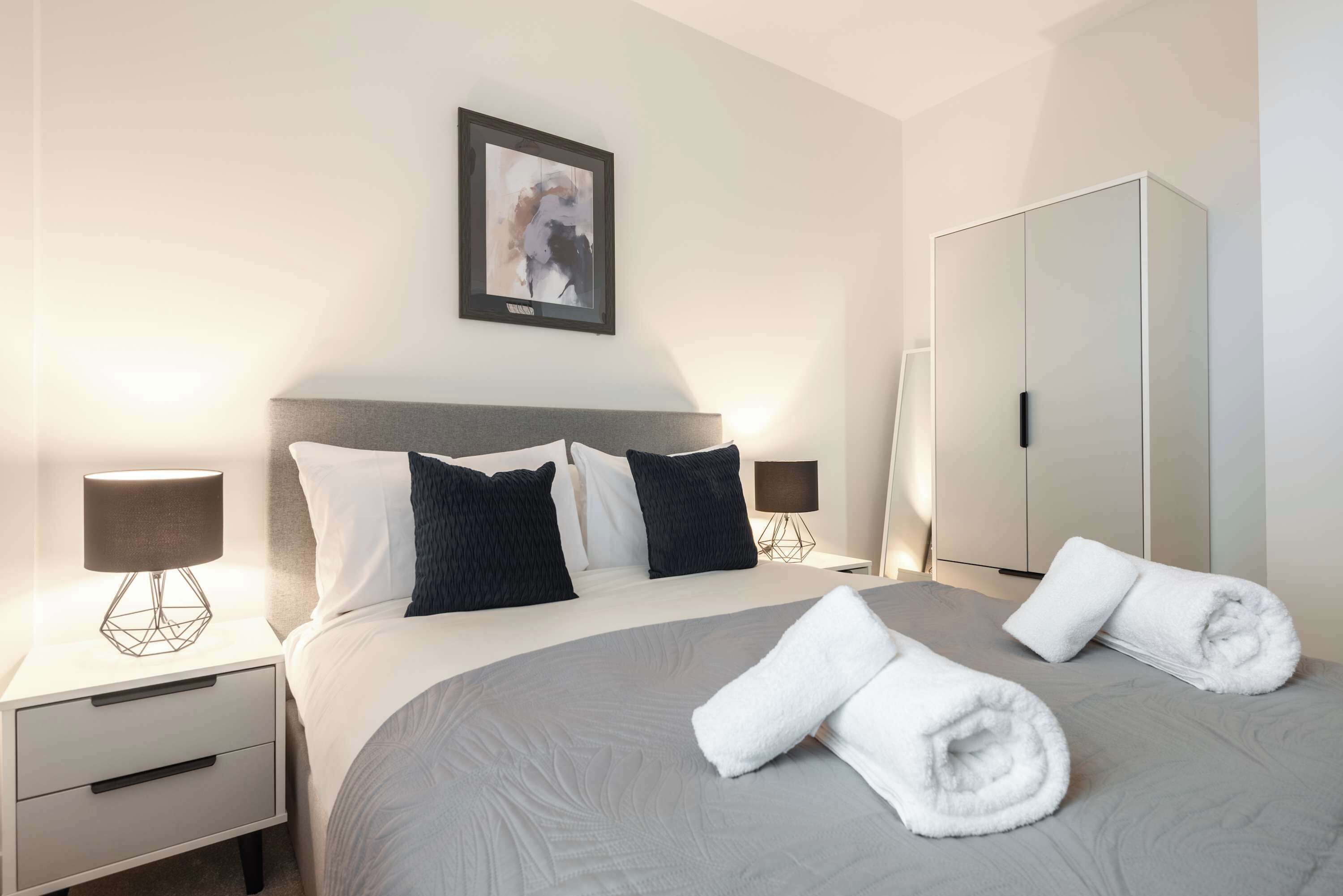 1 bedroom, desk, iron/ironing board, WiFi