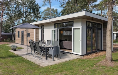 Amazing home in Hellendoorn with sauna