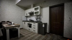 Comfort Apartment | Private kitchen | Mini-fridge, microwave - Shosh Apartments (Tashkent)