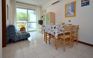 Dining - Beachfront stay with terrace (Bibione)