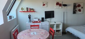 1 chambre, fer et planche Ă repasser, Wi-Fi gratuit