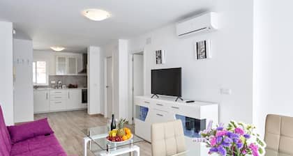 Superior Apartment, 3 min. to the beach