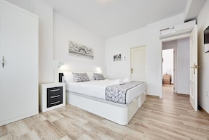 3 bedrooms, WiFi, bed sheets - Panoramic Penthouse with Sea View (Benidorm)