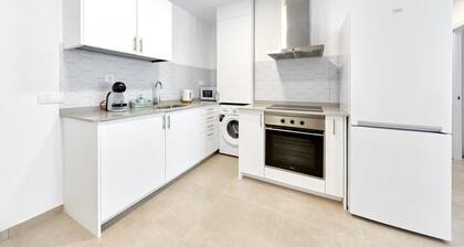 Deluxe Apartment 100 meters from the beach