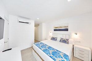 1 dormitorio, escritorio, wifi y ropa de cama