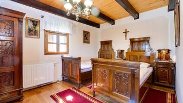 3 habitaciones, cuna de viaje, wifi gratis y ropa de cama