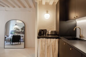 Classic Apartment | Private kitchen