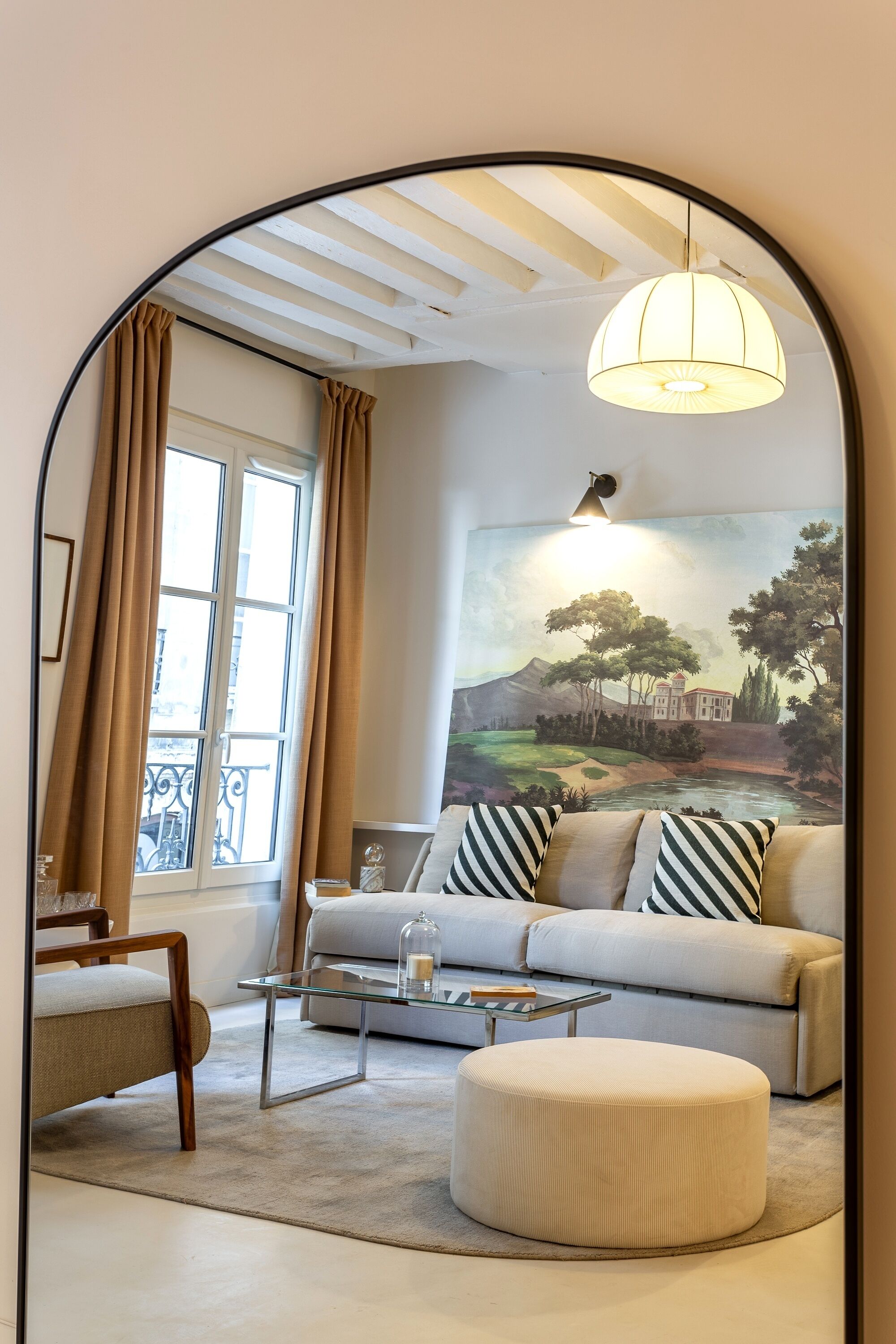 ดีลักซ์อพาร์ทเมนท์ | บริเวณนั่งเล่น