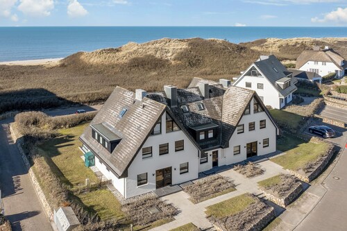 "Entspannen Sie in unserer Ferienwohnung an der Seedüne auf Sylt!"