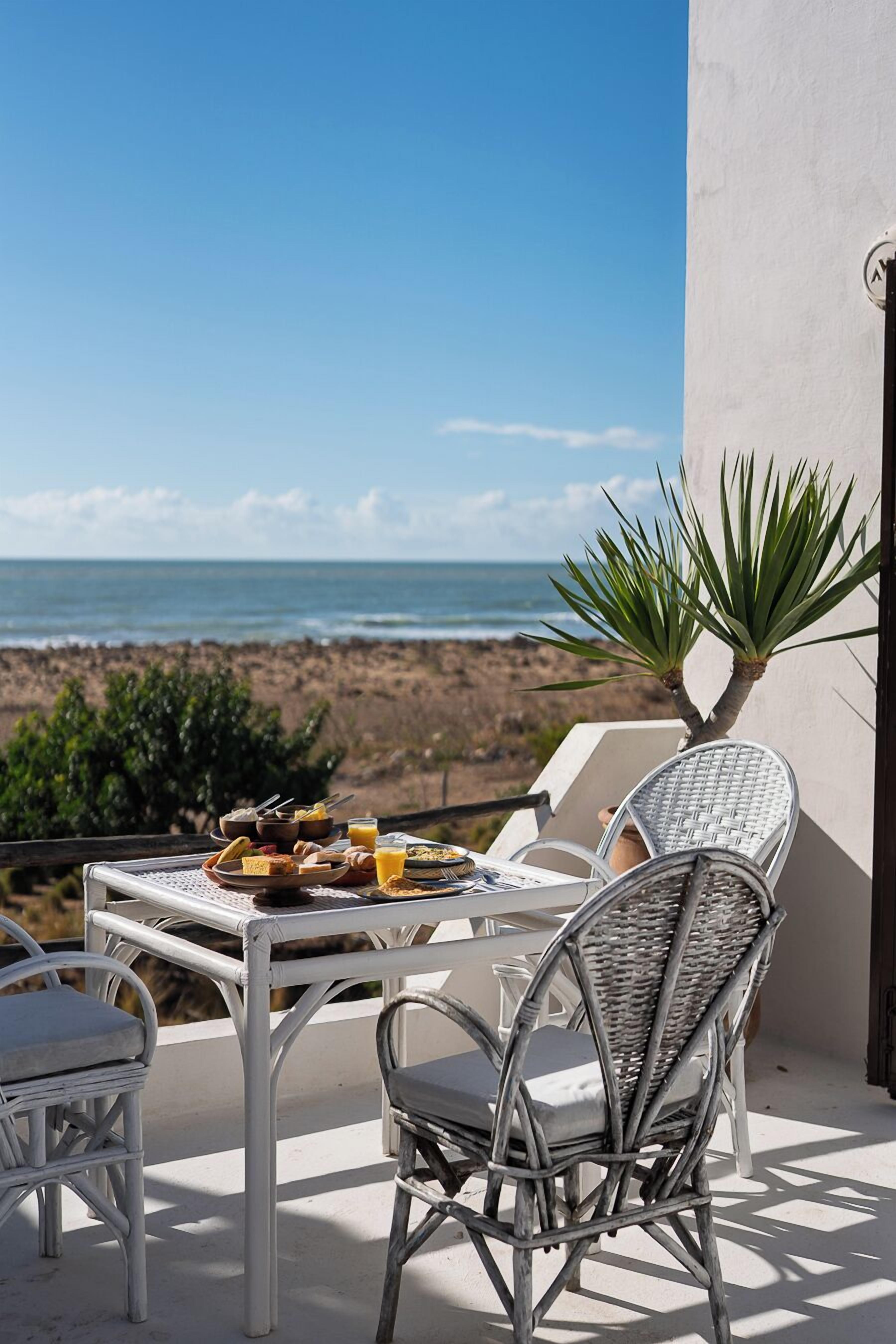 Coffre-fort, bureau, espace de travail pour ordinateurs portables